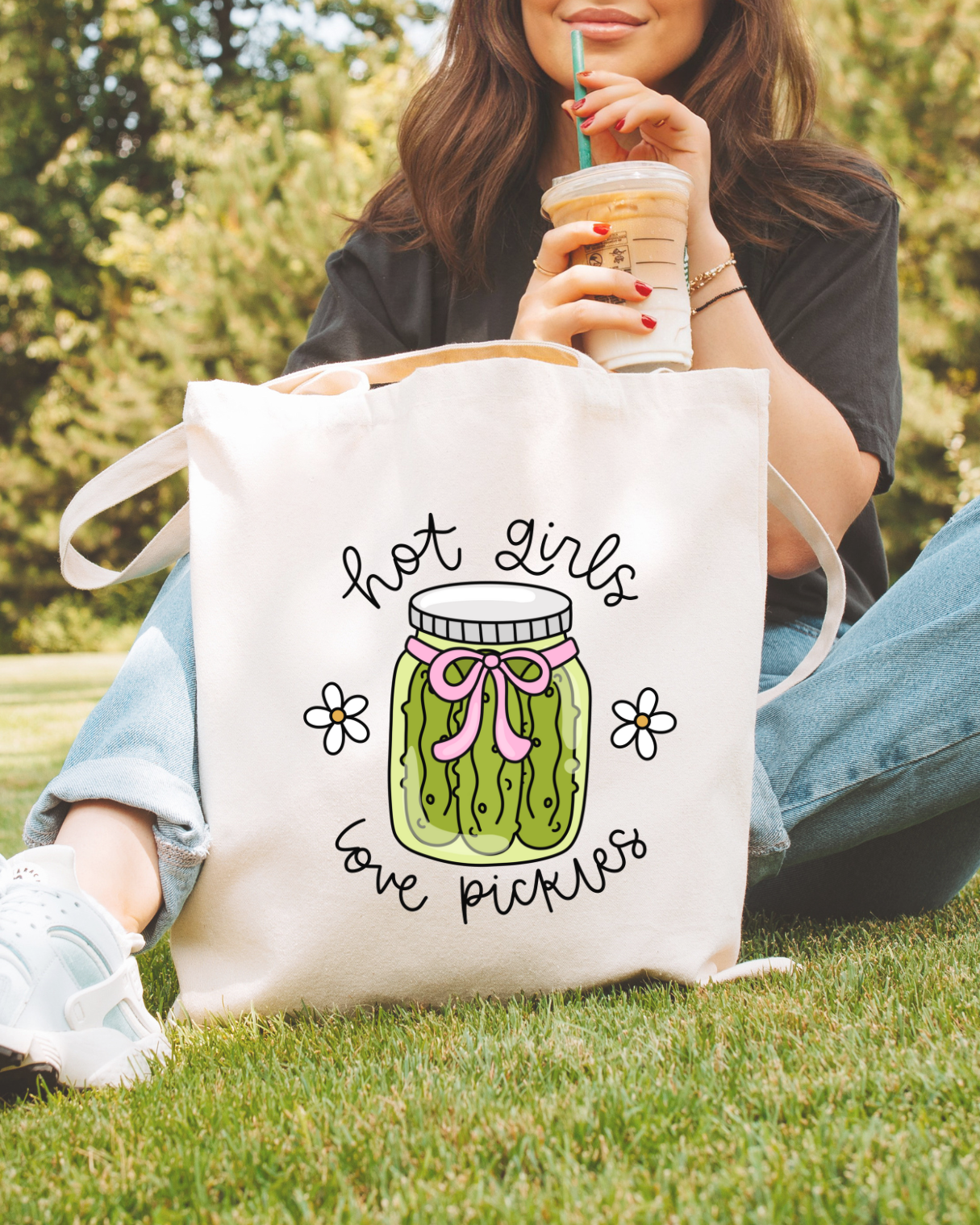 Hot girl love pickcles Tote Bag