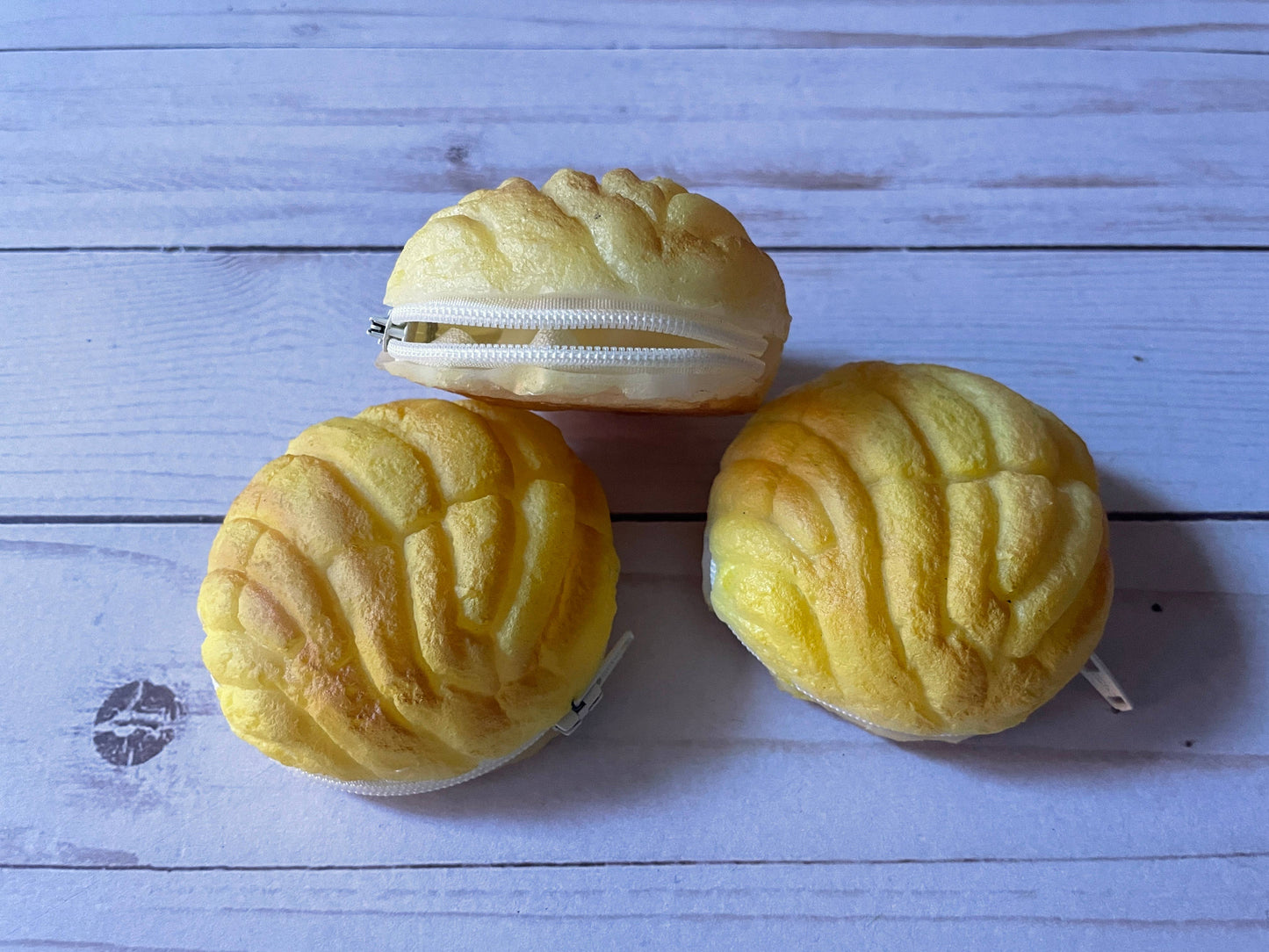 Coin Purse Bread, Veggie, Fruit Mix Mexico