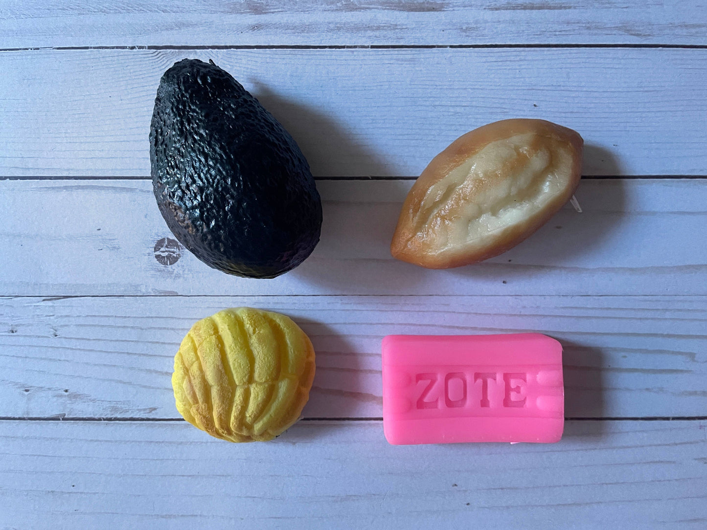 Coin Purse Bread, Veggie, Fruit Mix Mexico