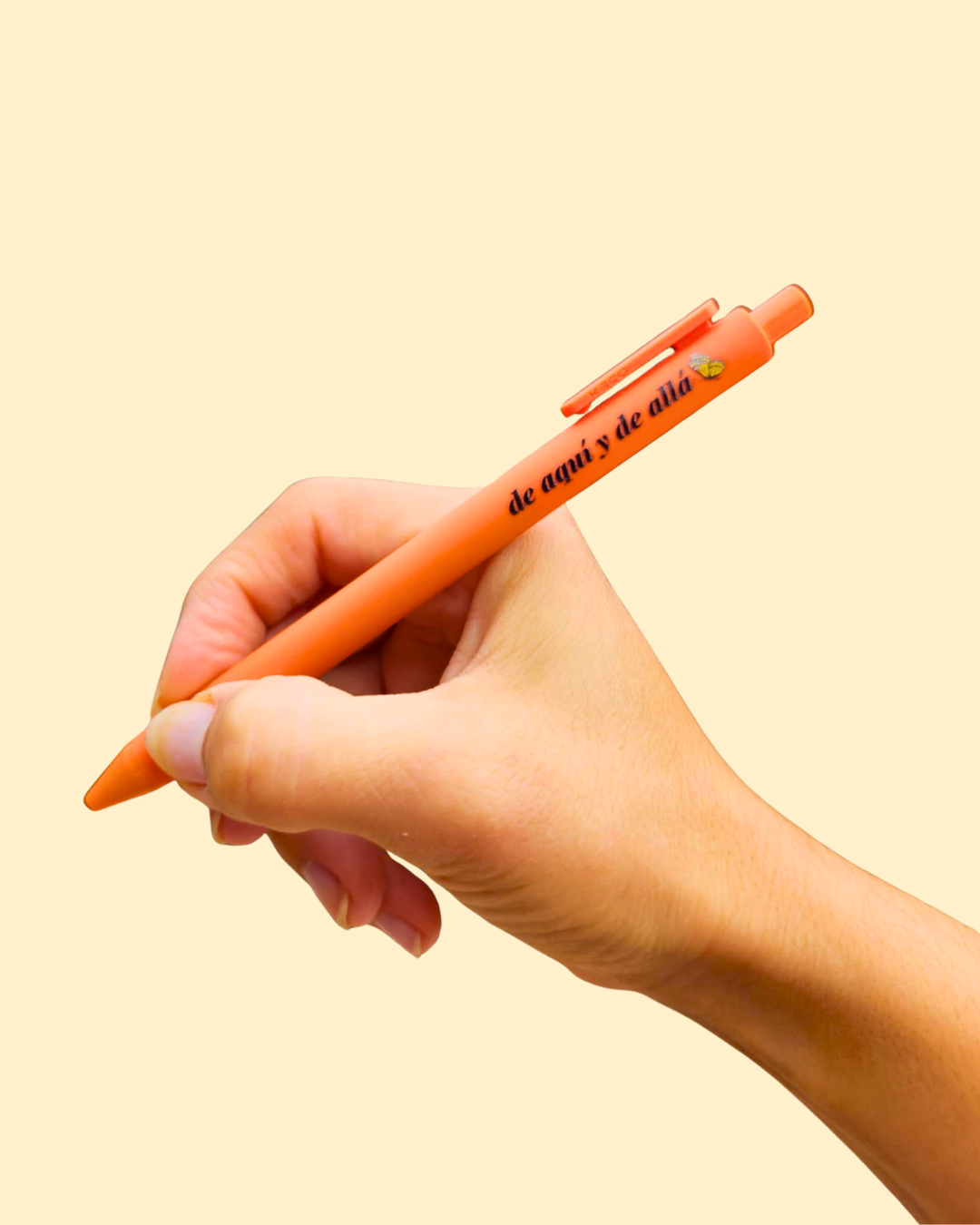 De Aquí y de Allá Black Ink Pen